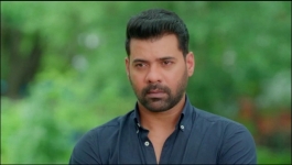 Pyaar Ka Pehla Naam Radha Mohan - 18th August 2024